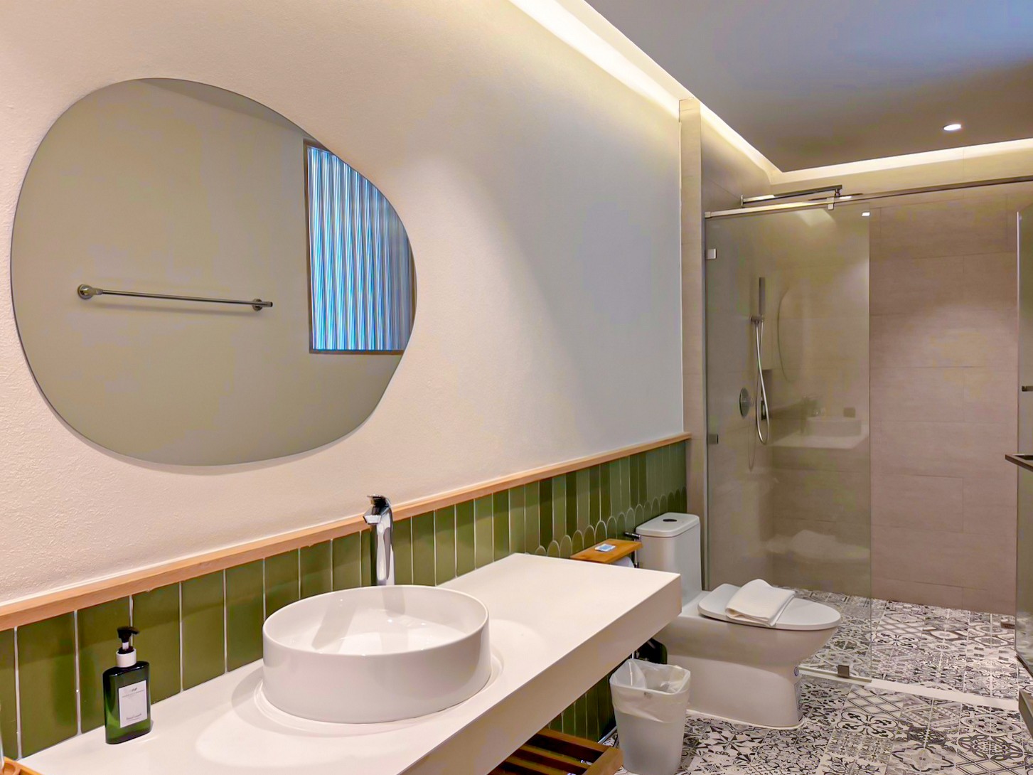 Peach Hill Hotel Resort