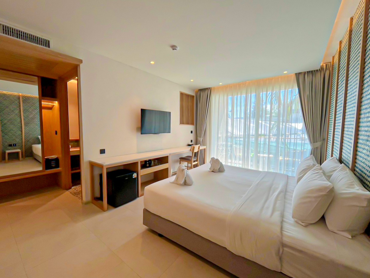 Peach Hill Hotel Resort