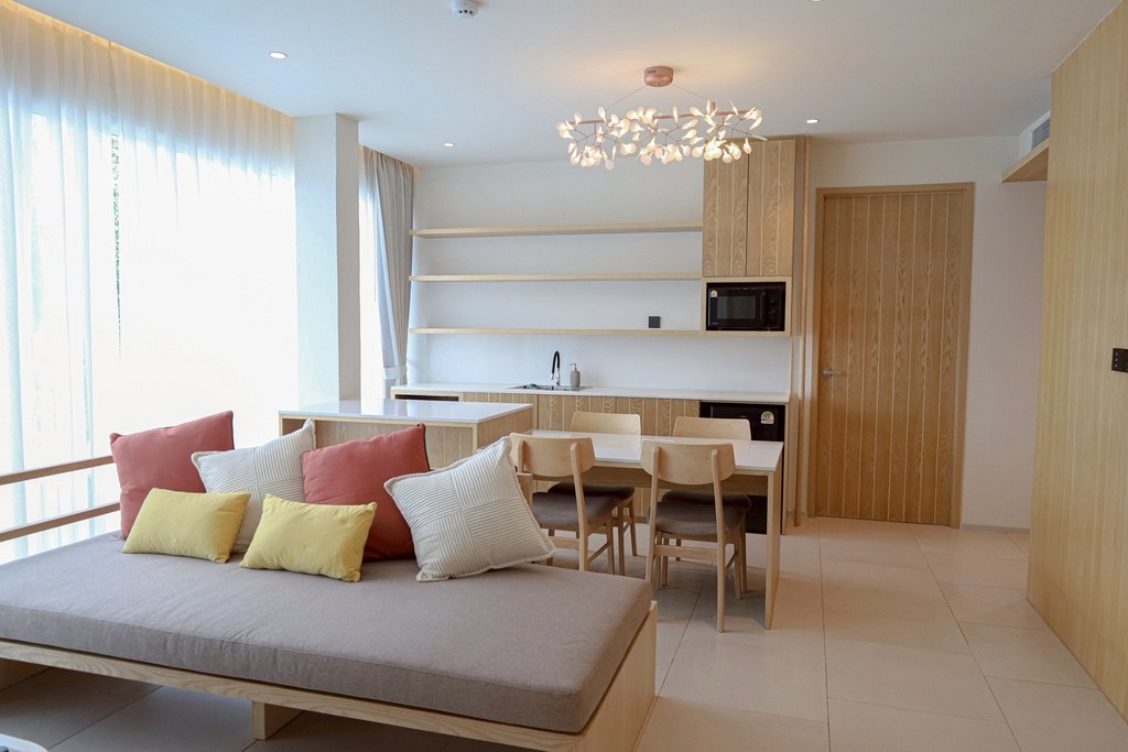 Peach Hill Hotel Resort