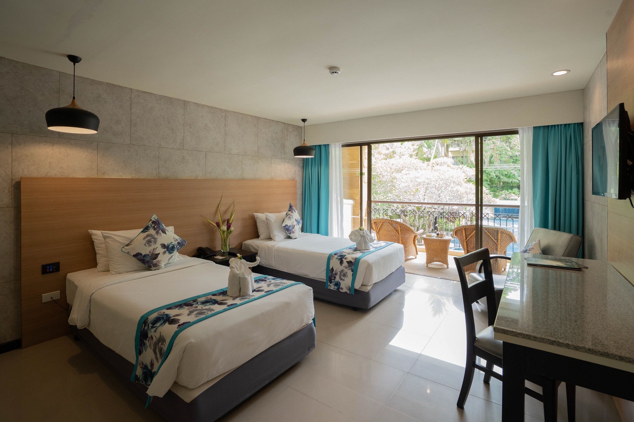 Peach Hill Hotel Resort